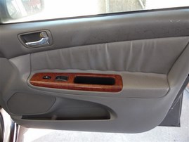 2002 Toyota Camry LE Gray 2.4L AT #Z24701